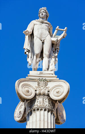 Statua di Apollo presso l'accademia delle arti, Atene, Grecia Foto Stock