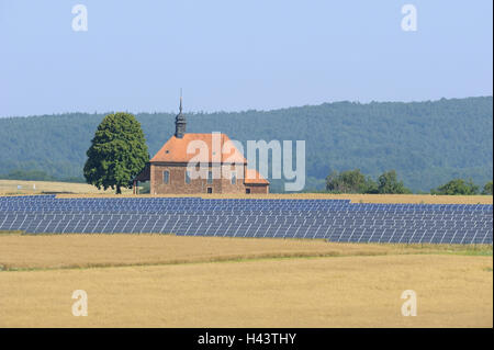 Wedelinus, banda, granella-campo, estate, collettori solari, in Germania, in Baviera, Monaco di montagna, Foto Stock