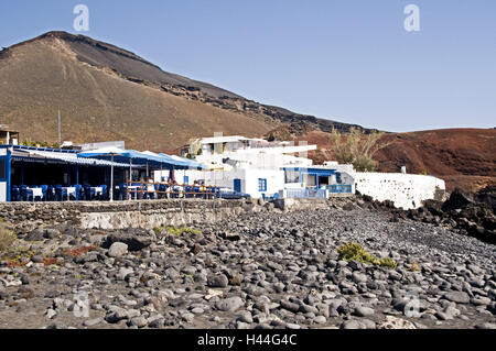 Spagna isole canarie Lanzarote, cucchiai Golfo, case di montagna, Foto Stock