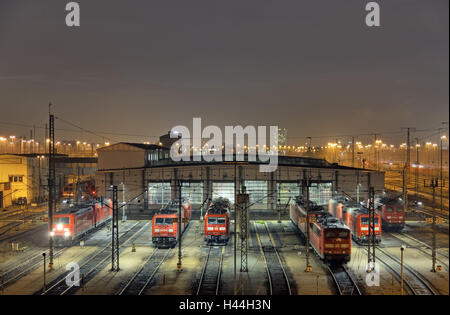 Locomotive, le vie, motore passo, Fotografia notturna, Foto Stock