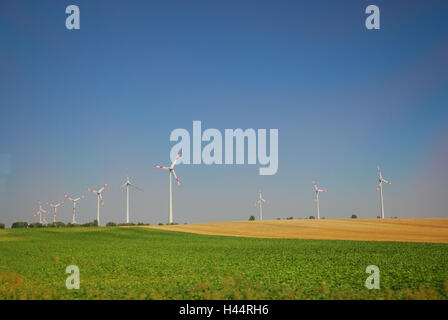 Germania, Sassonia-Anhalt, vento park, il potere di vento ruote, energia eolica, Foto Stock