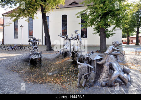 Arte, ben, figure, ehm appassì street, Lübbenau, Brandeburgo, Germania, Foto Stock