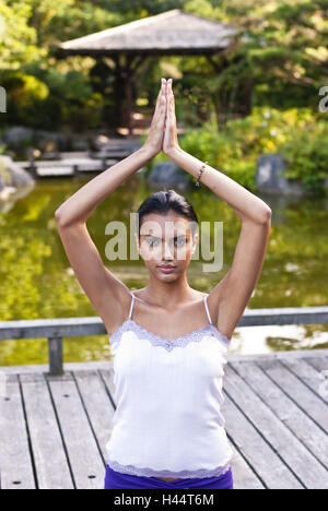 Le ragazze, yoga, meditazione Foto Stock