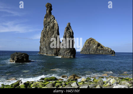 Il Portogallo, isola di Madera, Porto Moniz, Ribeira ci Janela, mare, formazioni di bile, Foto Stock