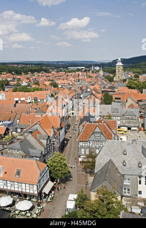 Germania, Bassa Sassonia, Harz, Goslar, città panoramica, Stephanikirche, semi-case con travi di legno, Foto Stock