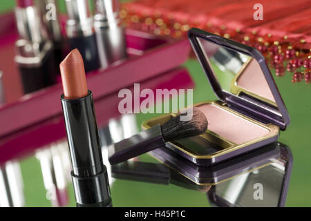 Cosmetici articolo, rossetto, guance blusher, Foto Stock