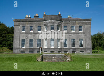 LISSADELL HOUSE, nella contea di Sligo, Irlanda HOME AL GORE-capanne compresi costanza GORE-BOOTH CHE DOPO IL SUO MATRIMONIO è diventato meglio noto come rivoluzionaria irlandese la contessa MARKIEVICZ. Poeta, drammaturgo e vincitore del Premio Nobel per la letteratura, William Butler Yeats era un visitatore frequente di LISSADELL HOUSE Foto Stock