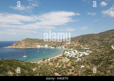 Mare, bay, spiaggia, Vathi, isola di Sifnos, cicladi grecia, Foto Stock