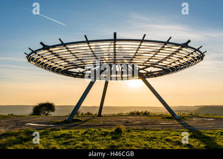 L'alogeno, un panopticon sulla sommità o' ardesia Haslingden sopra nel Lancashire Pennines Foto Stock