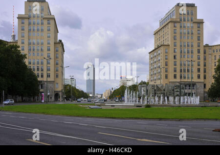 Stralauer sobborgo, Friedrich di grove, del Karl Marx avenue, Berlino, Germania, Foto Stock