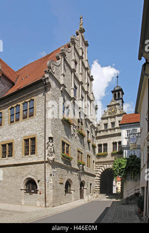 In Germania, in Baviera, Market-ampiamente con il principale, il municipio, bavaresi, Market-ampiamente, della torre del municipio, fuori Città Vecchia, edificio stile architettonico, a struttura mista in legno e muratura, Foto Stock