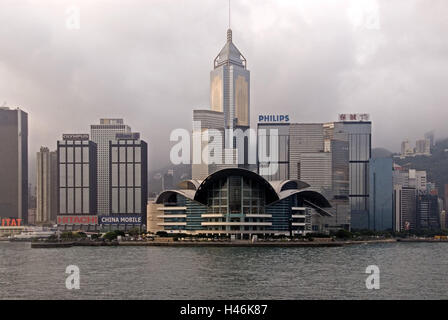 Cina, Hong Kong, Hong Kong, Islanda, il distretto centrale, skyline, il Centro Convegni ed Esposizioni di Hong Kong, Foto Stock