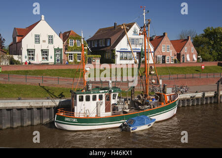 Germania, Bassa Sassonia, Greetsiel (paese), il porto peschereccio, Foto Stock