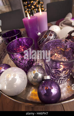 Candele, baubles di Natale, vento luci, Foto Stock