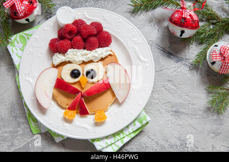 Owl pancake per colazione di Natale Foto Stock