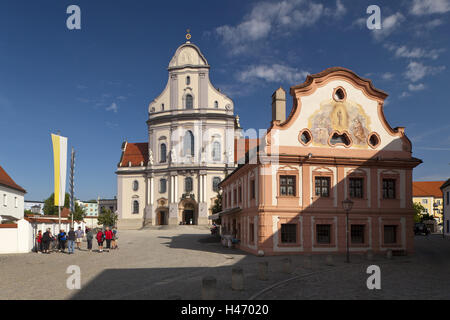 In Germania, in Baviera, Altötting, basilica di San Pietro e la chiesa del pellegrinaggio, Foto Stock