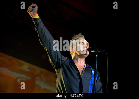 Barcellona - Ott 10: Morrissey (cantante di The Smiths) esegue a Sant Jordi Club (luogo) il 10 ottobre 2014 a Barcellona, Spagna Foto Stock