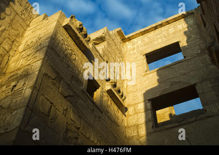 Egitto Luxor Tebe occidentale, Medinet Habu, tempio funerario di Ramses III, Foto Stock