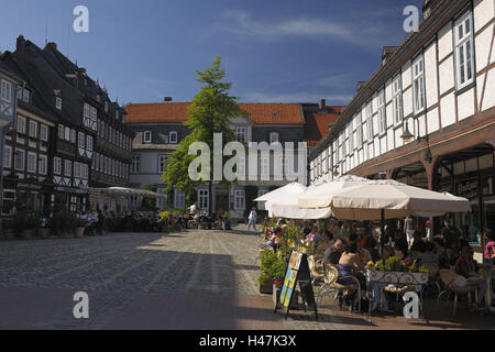 Goslar, storica Città Vecchia, street cafe, Bassa Sassonia, Germania, Foto Stock