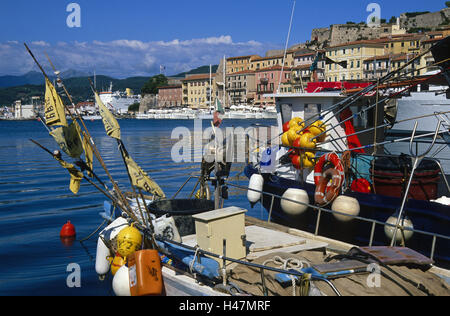 L'Italia, Toscana, Portoferraio, barche da pesca, case, barche, porto, Casa linea, fort, pesca, Porto promenade, stivali, navi, Foto Stock
