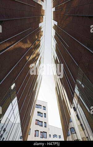 La moderna architettura, edifici per uffici, Überseequartier, Überseeboulevard, Hafencity di Amburgo, Germania, Europa Foto Stock