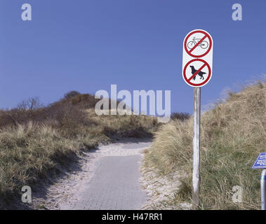 Germania, Bassa Sassonia, isola, Langeoog, dune, nessun segno di parcheggio, cani, biciclette, Germania del Nord, isola del Mare del Nord, Est Friesland, spiaggia, paesaggi di dune, sentiero, di modo, segno, segno, attenzione, suggerimento, divieto, destinazione, turismo, isole frisone, Foto Stock