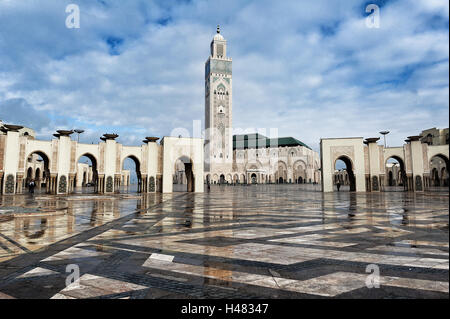 Vista la grande moschea di Hassan II, Casablanca è più impressionante, completato nel 1994. Foto Stock