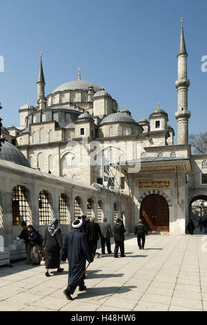 Turchia, Istanbul, Moschea Fatih o conquistatore la moschea, la moschea di Istanbul città parte Fatih, chiamato dopo il conquistatore di Costantinopoli, Sultan Mehmed II, Foto Stock