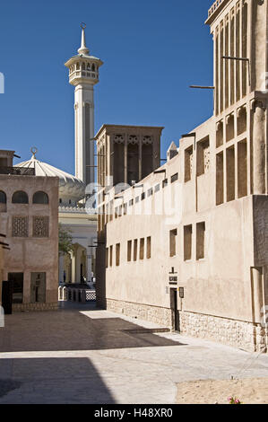 VAE, Dubai, Bastakiya, moschea, torri del vento, Città Vecchia, edificio, ripristina l'Islam, religione, lane, minareto, tower, il sole, ombra, grazia note, Foto Stock