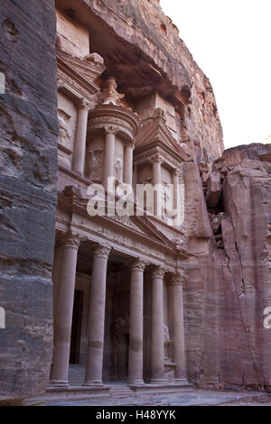 Giordania, rock town Petra, Khazne al-Firaun, casa del tesoro del faraone, Foto Stock