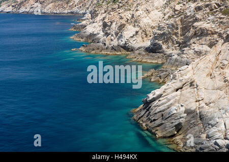 L'Italia, Toscana, "Isola del Giglio", costa, rock, sul mare Foto Stock