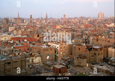 L'Egitto, al Cairo, Città Vecchia, problema di rifiuti, Foto Stock