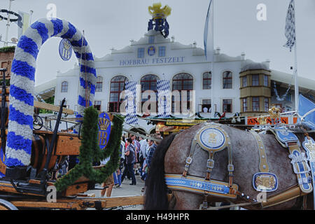 Birreria cavalli al ottobre festa a Monaco di Baviera, Foto Stock