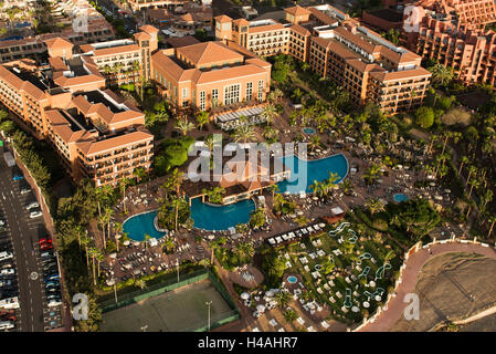 Tenerife, hotel a cinque stelle, piscine, La Caleta, Playa de La Enramada, Costa Adeje, Costa Adeje Palace, fotografia aerea, promenade, alberghi hotel complex, il blocco di appartamenti, provincia di Santa Cruz de Tenerife, Isole Canarie, Spagna Foto Stock