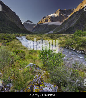 Montare Talbot, al sud delle Alpi, il Parco Nazionale di Fiordland, Southland, Isola del Sud, Nuova Zelanda Foto Stock