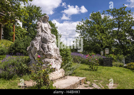 In Germania, in Renania Palatinato, valle del Reno superiore e centrale, Loreley town St Goarshausen, statua Loreley sulla rupe Loreley, Foto Stock