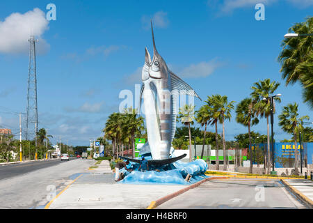 Repubblica Dominicana, est, Punta Cana, Bavaro, pesce spada scultura di strada Foto Stock