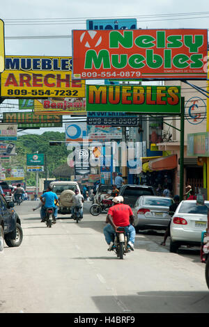 Repubblica Dominicana, est, Higüey, arteria stradale a Punta Cana Foto Stock