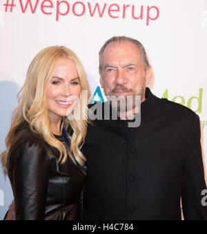 Eloise DeJoria e John Paul DeJoria frequentare Power Up, noi siamo il futuro Gala al Beverly Wilshire Hotel Il 12 maggio 2016 in Beverly Hills, in California, Stati Uniti d'America Foto Stock