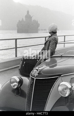 Ein Ausflug nach Kaub am Rhein, Deutsches Reich 1930er Jahre. Un viaggio a Kaup sul Reno, Germania 1930 Foto Stock