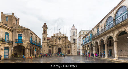 Cattedrale, Catedral de San Cristobal, Plaza de la Catedral, storica Città Vecchia Havana, Centro Habana Vieja, Cuba, delle Antille Maggiori, Caraibi, America Centrale, America, Foto Stock