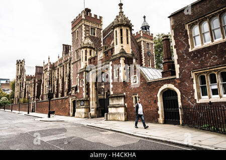 Lincoln' s Inn adiacente al Lincoln' s Inn campi, la più grande piazza pubblica di Londra. Foto Stock