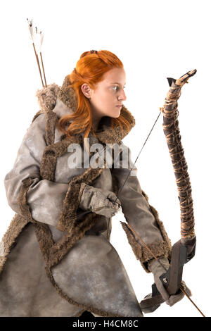 Ragazza archer in un costume con archetto isolato in bianco Foto Stock