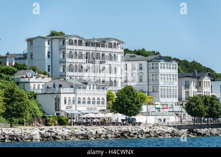 Sassnitz, Rügen, Meclemburgo-Pomerania Occidentale, Germania, Hotel Fürstenhof e beach hotel Foto Stock