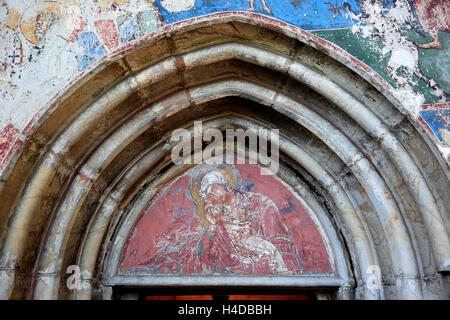 Humorului, chiostro umorismo è di un rumeno-ortodossi convento e si trova a circa 5 km a nord della città Gura Humorului in Romania. Foto Stock