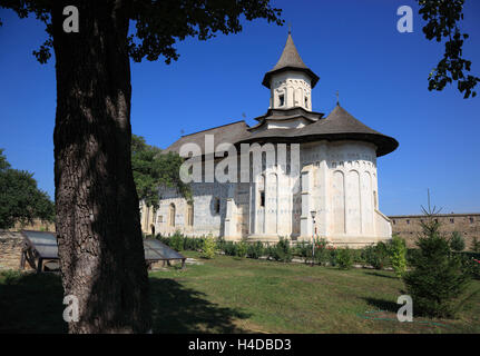 Probota, del chiostro Probota è in Probota, vicino alla città di Dolhasca in Romania. Il minster Sf Nicolae, Santa Nicola, è stato registrato nel 1993 nella lista UNESCO del patrimonio culturale mondiale. Foto Stock