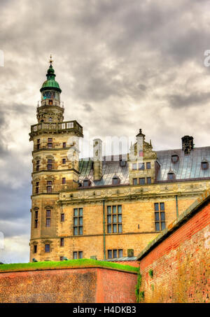 Il Castello di Kronborg, noto come Elsinore nel dramma del borgo - Helsingor, Danimarca Foto Stock