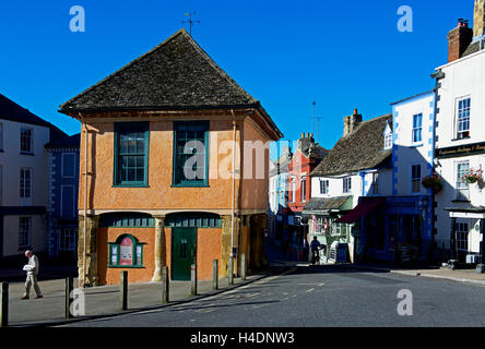 La piazza della città in Faringdon, Oxfordshire, England Regno Unito Foto Stock