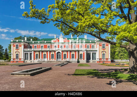 Palazzo Kadriorg fu costruito tra il 1718 e il 1725 nel ministero petrino in stile barocco, Tallinn, Estonia, paesi baltici, Europa Foto Stock