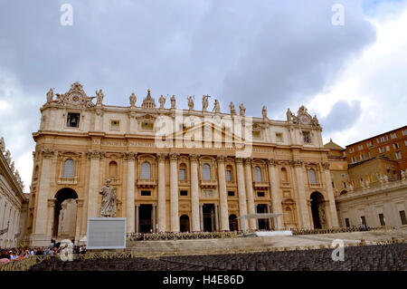 La Basilica Papale di San Pietro in Vaticano Foto Stock